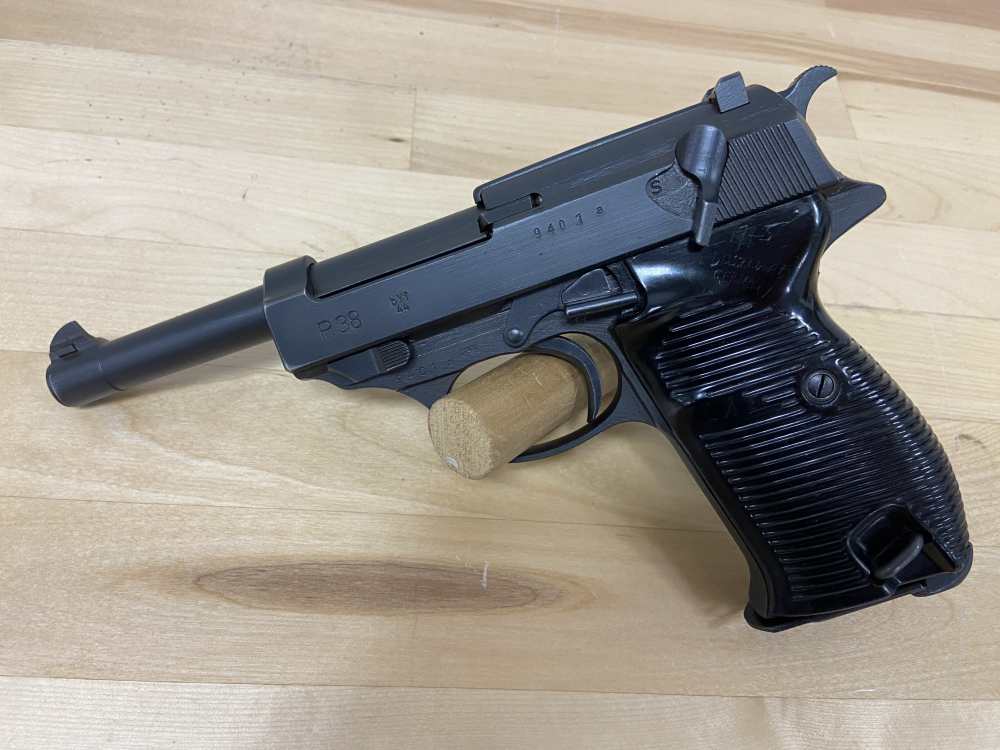 German WW2 P38 Bring Back BYT Made 1944 Matching and Nice 9mm Luger P.38-img-1