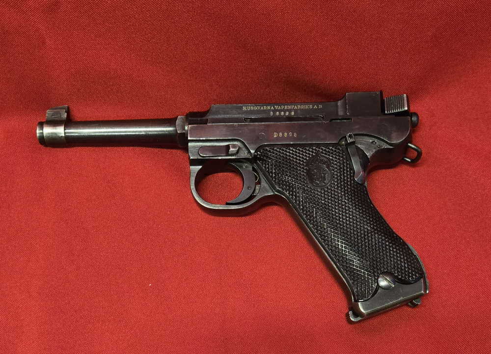 SWEDISH HUSQVARNA M40 LUGER PISTOL AND HOLSTER WW2 NO IMPORT MARK!-img-2