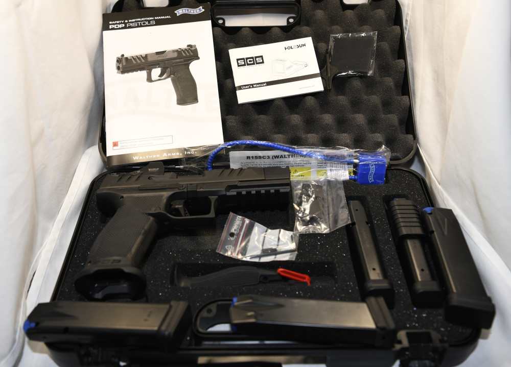 Walther PDP Pro-X PMM Full Size with (6) Mags and Holosun Green dot-img-1