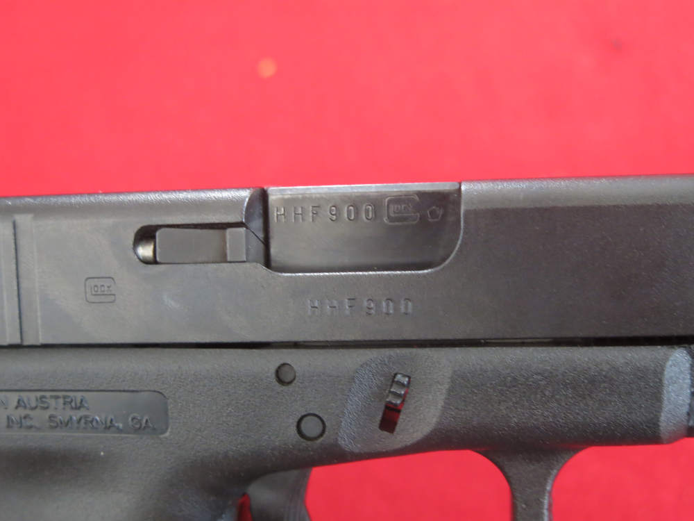 Glock Model 23 In 40 S&W  4” Barrel Factory Hard Case-Manual-Mag Loader-img-7