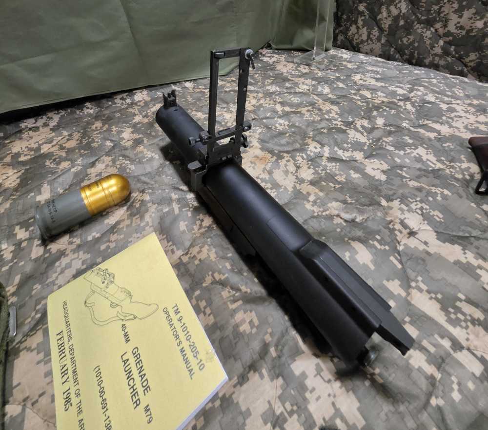 USGI M-79 Grenade Launcher! Vietnam Era M79-img-13