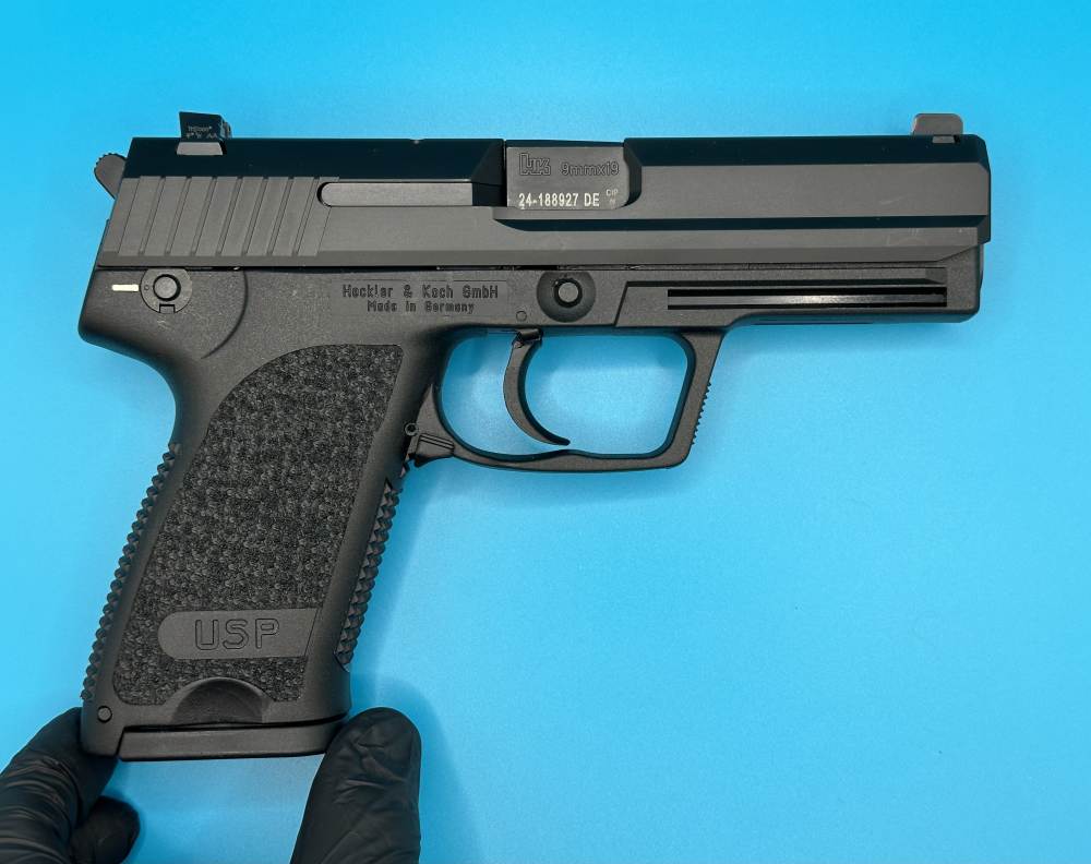 HK USP V1 9mm - Extras - Unfired-img-1