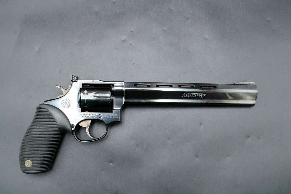 Taurus Tracker .17 HMR 8.5" Vent Rib BBL 7 Shot Rubber Grip Target Revolver-img-5