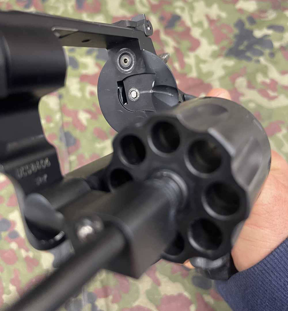 Smith and Wesson 327 Performance Center 8 Shot 357 Magnum Scandium Frame-img-20