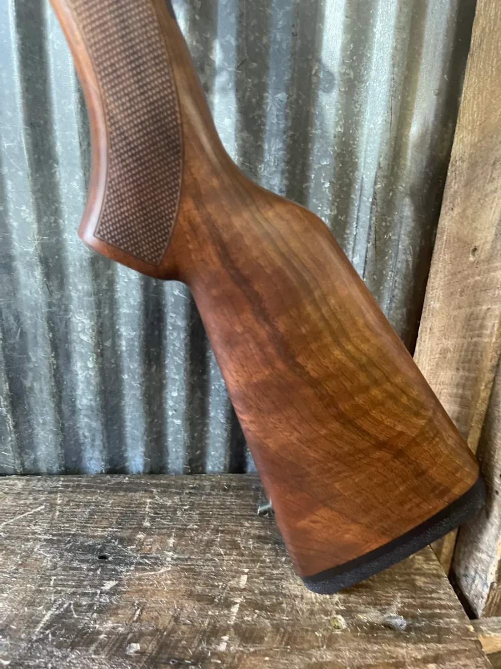 Henry H015Single-Shot Rifle-.243 Win-Walnut Stock-Excellent Condition-img-5