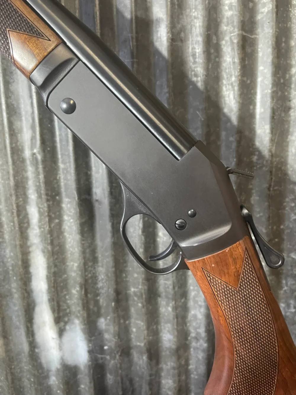 Henry H015Single-Shot Rifle-.243 Win-Walnut Stock-Excellent Condition-img-7