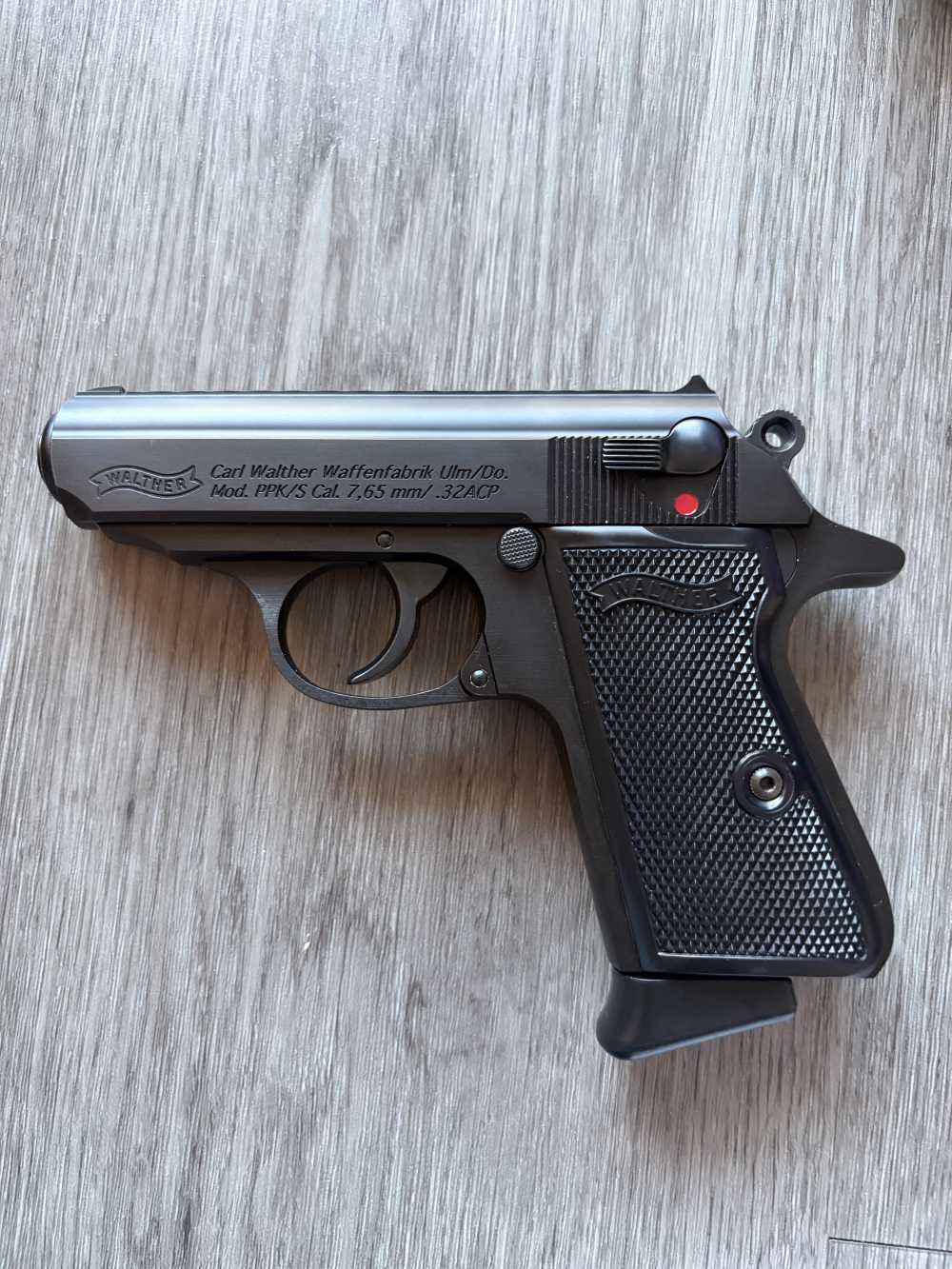 Walther Arms PPK/S 32 ACP - LNIB - with EXTRAS!-img-3