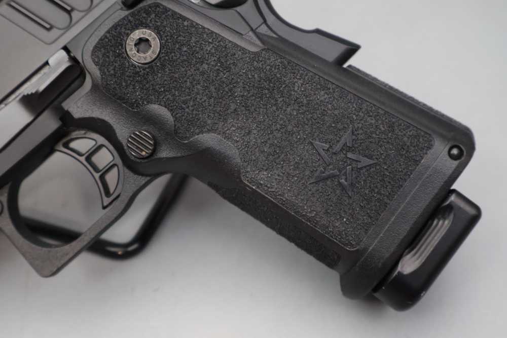 Staccato CS 9mm 3.5" w/Soft Case & Holster-img-4