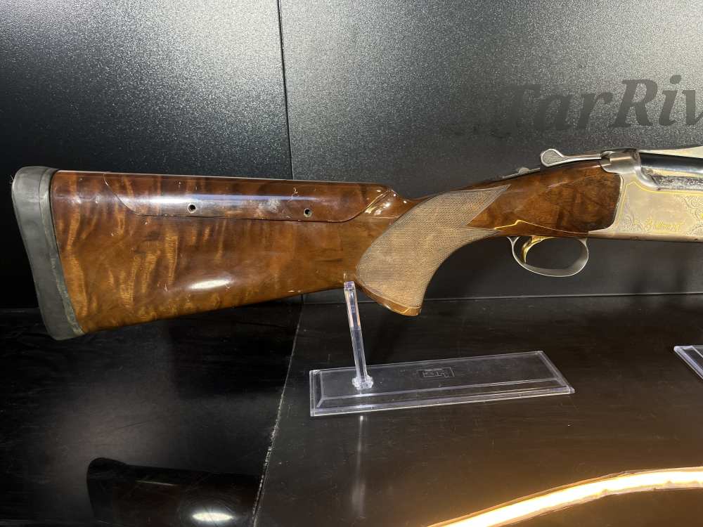 Browning 12 Gauge Shotgun-img-1