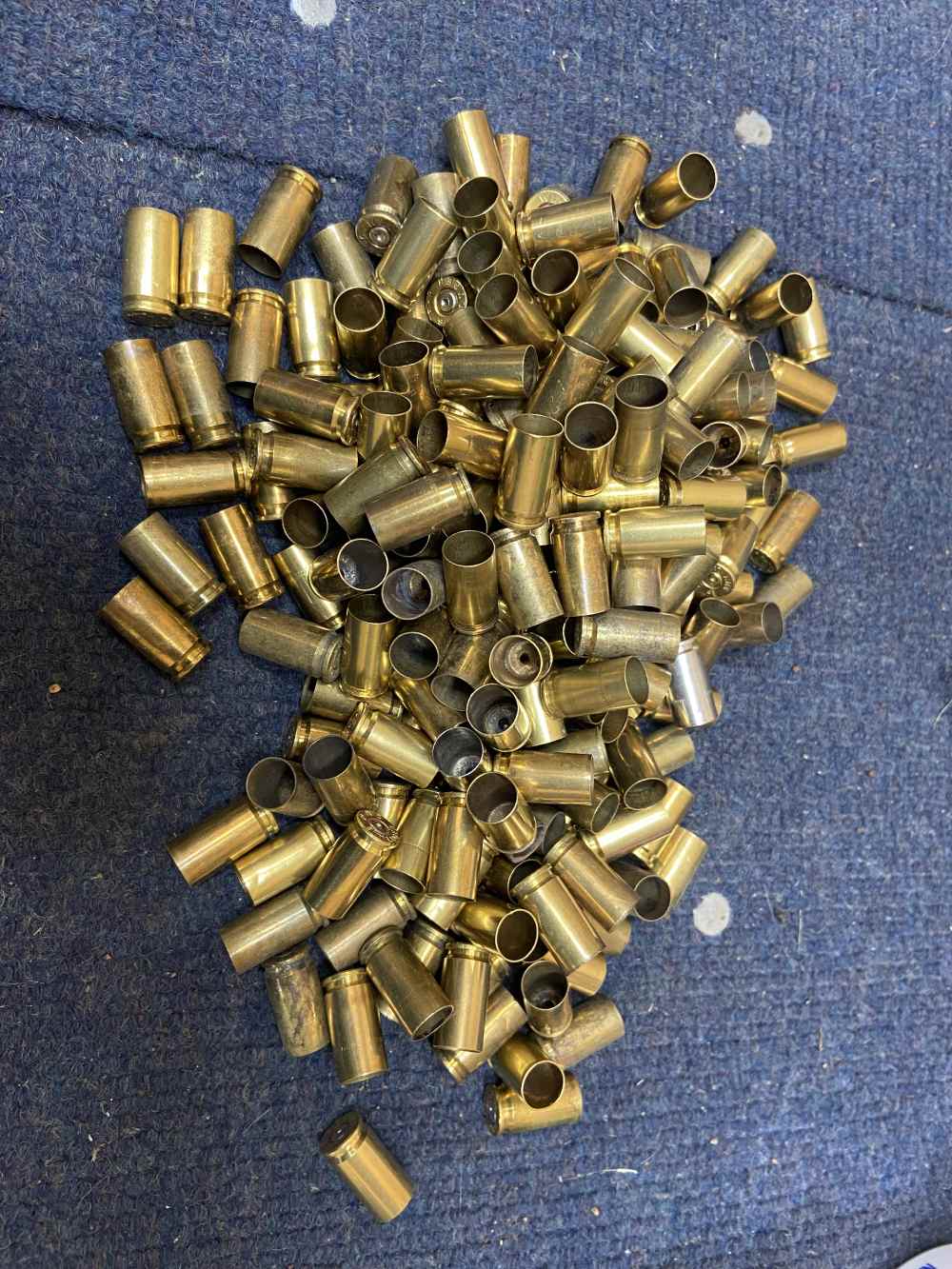 9 MM pistol reloading brass 200 cnt lot 1-img-0