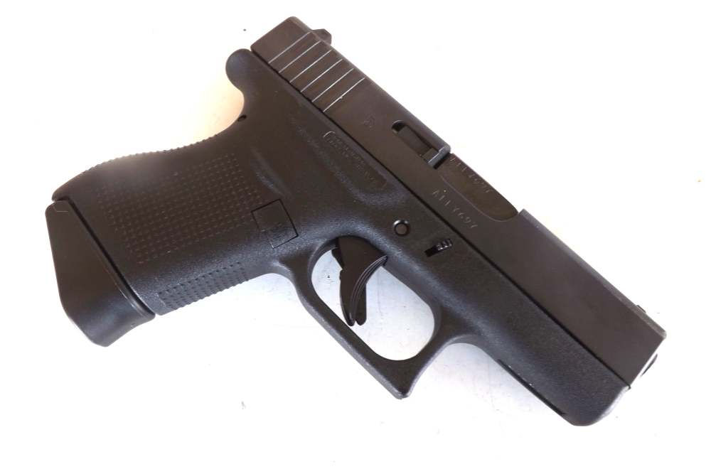 GLOCK MODEL 43 PISTOL CAL. 9MM 3" BARREL 2 MAGS. $.99 NO RESERVE!!-img-5