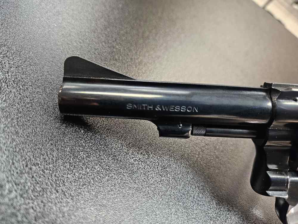 Smith & Wesson Model 34-1-img-2
