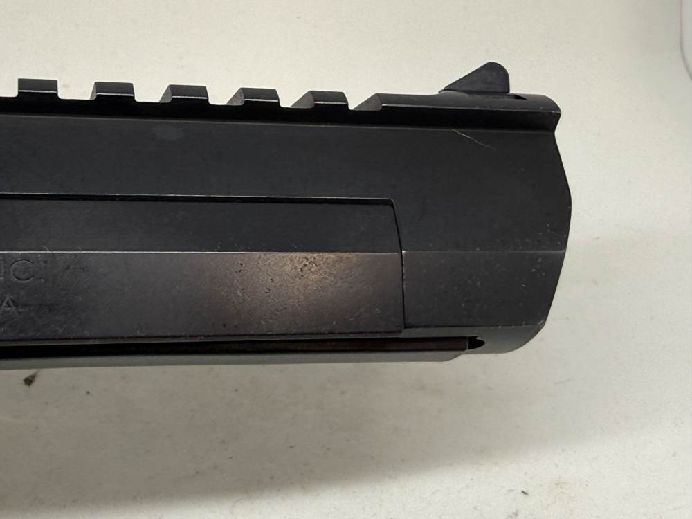 Magnum Research Desert Eagle PUNISHER Grips .50 AE DE50 6" Case-img-4