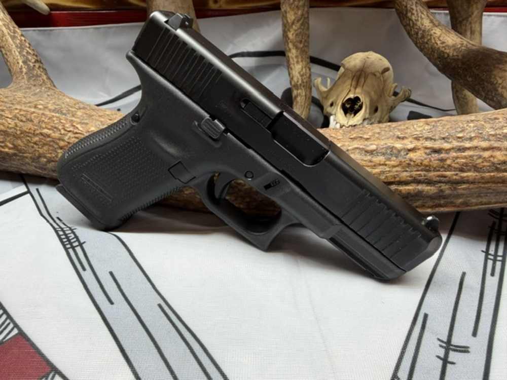 Glock G19 Gen 5 9mm Semi Auto Pistol-img-0