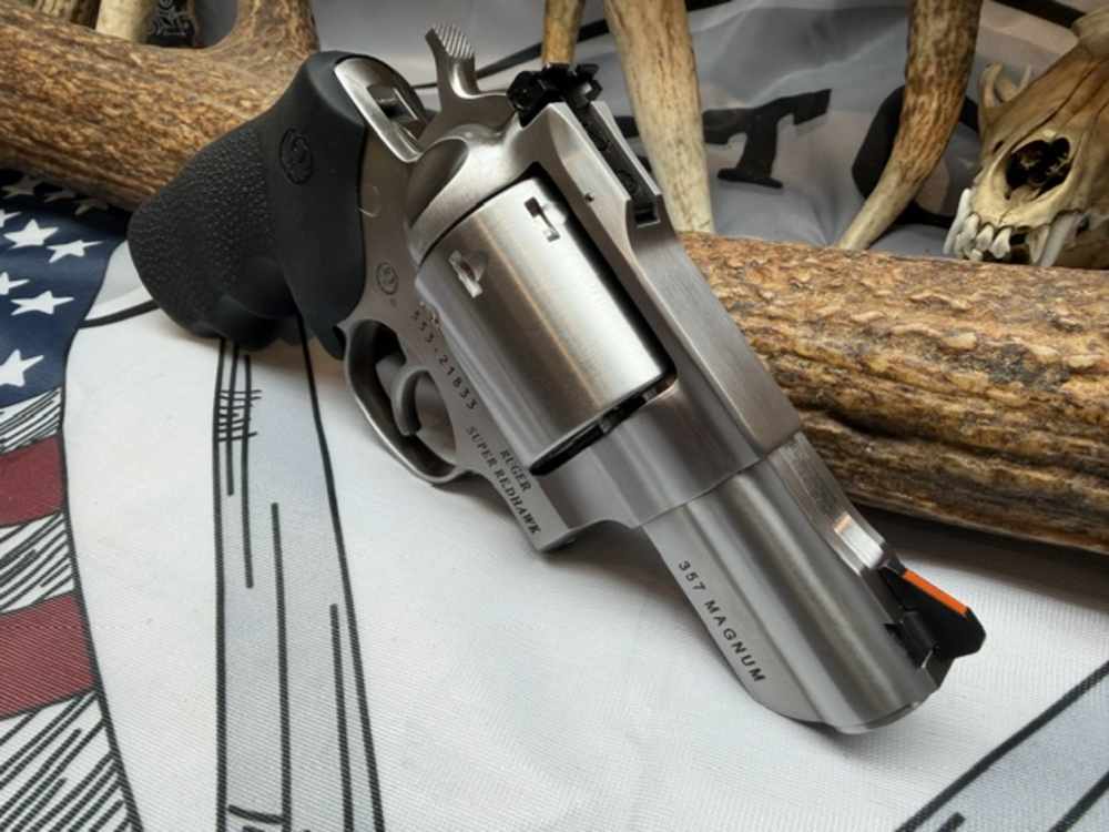 RUGER SUPER REDHAWK ALASKAN 357 MAG REVOLVER-img-2