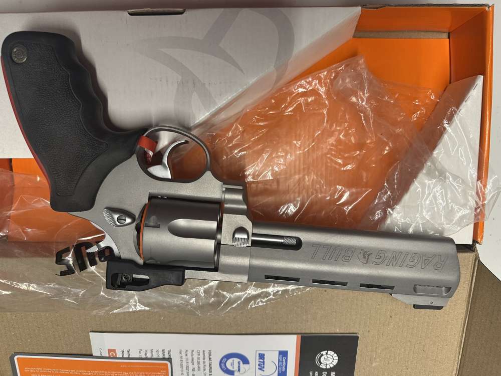 Taurus Raging Bull 454 Casull-img-1