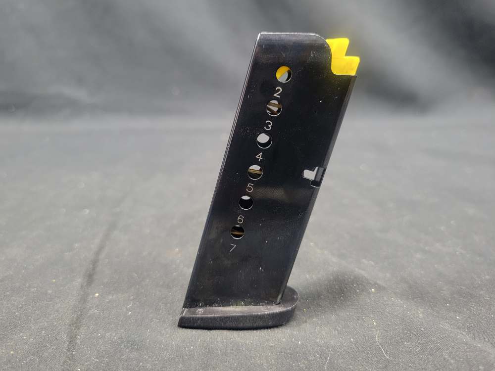 PENNY AUCTION TAURUS PT 709 SLIM 9MM 7 RDS-img-14