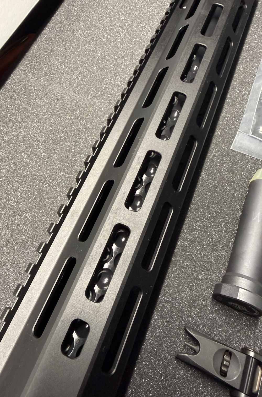 Knights Armament 16" SR25 K3 Upper - NIB-img-2