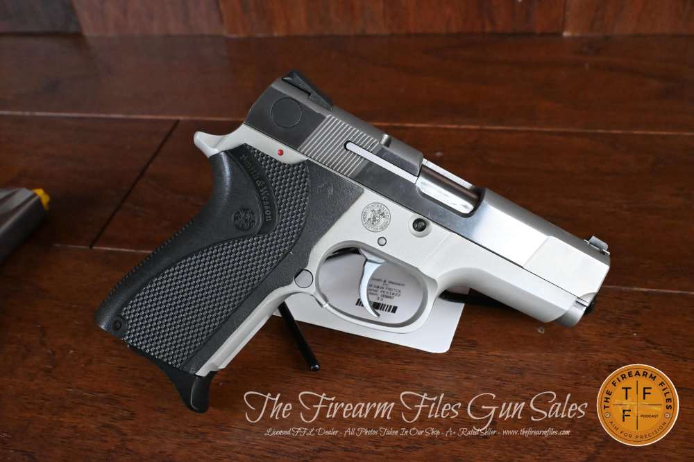 Smith & Wesson Performance Center 4006 40SW Pistol, Shorty Forty, RARE MINT-img-11