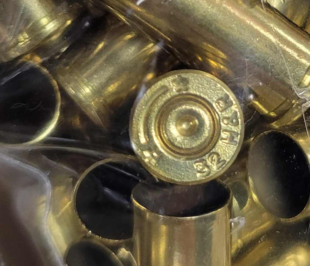 32 H&R magnum once fired brass lot of 300 pieces-img-2