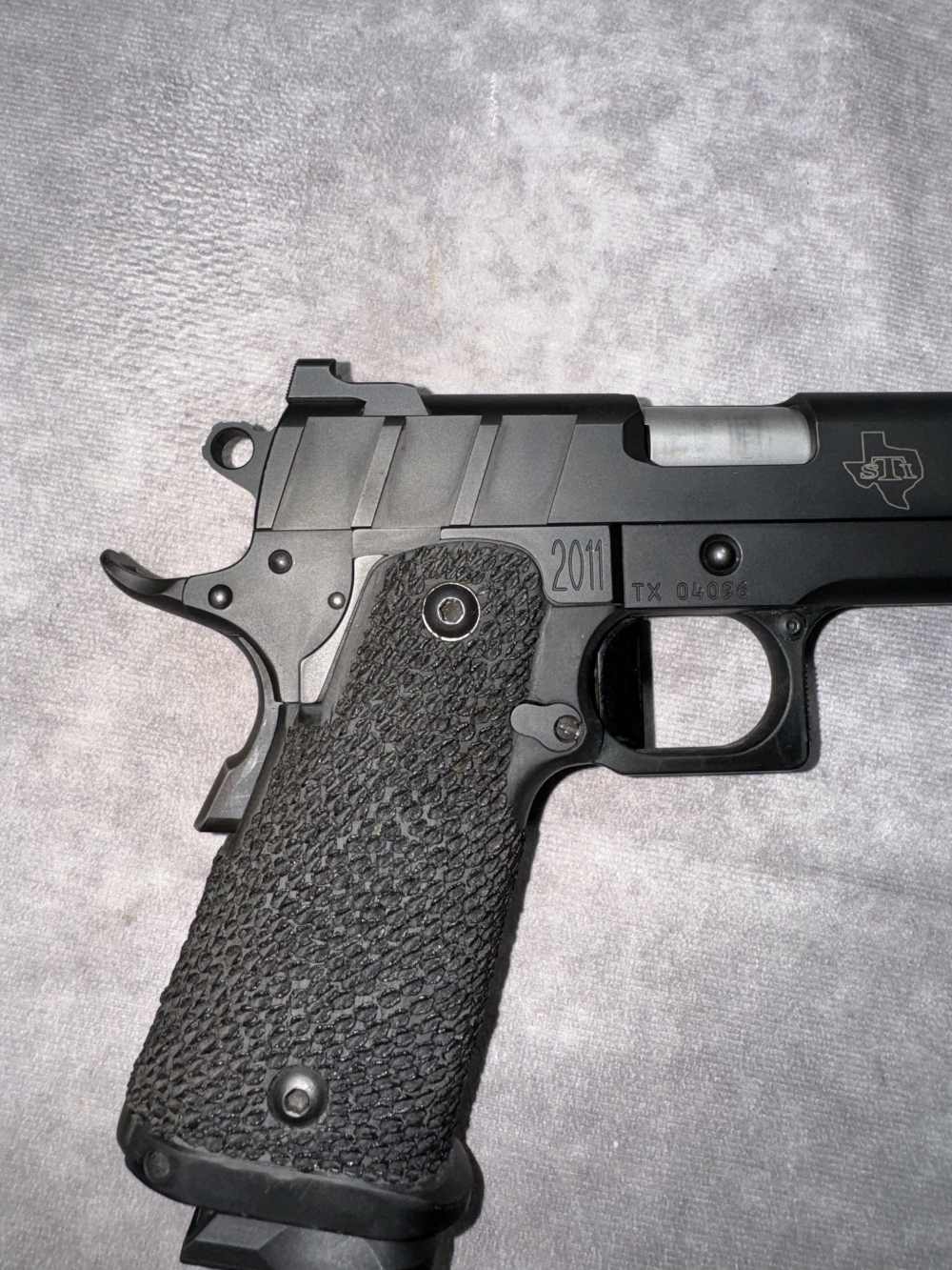 USED! STI MODEL HAWK 5.0 2011 9MM IRON SIGHT -img-13