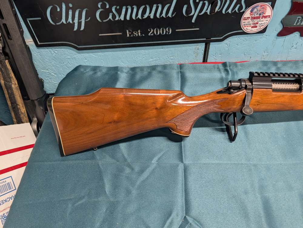 Remington 700 VS Varmint Special BDL 308 win 24" Heavy Barrel rifle walnut -img-1