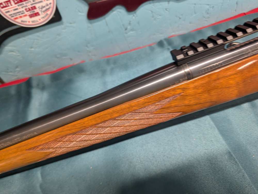 Remington 700 VS Varmint Special BDL 308 win 24" Heavy Barrel rifle walnut -img-30