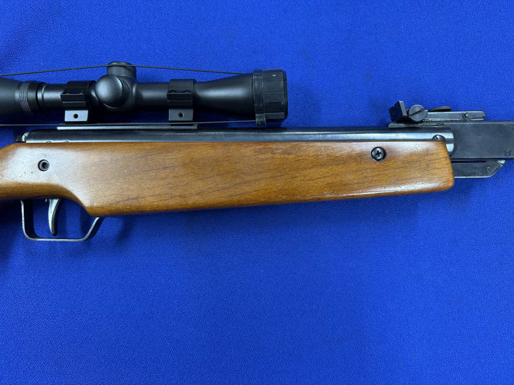 RWS DIANA model 45, made in 1985, comes w/ scope, chambered in .177-img-3