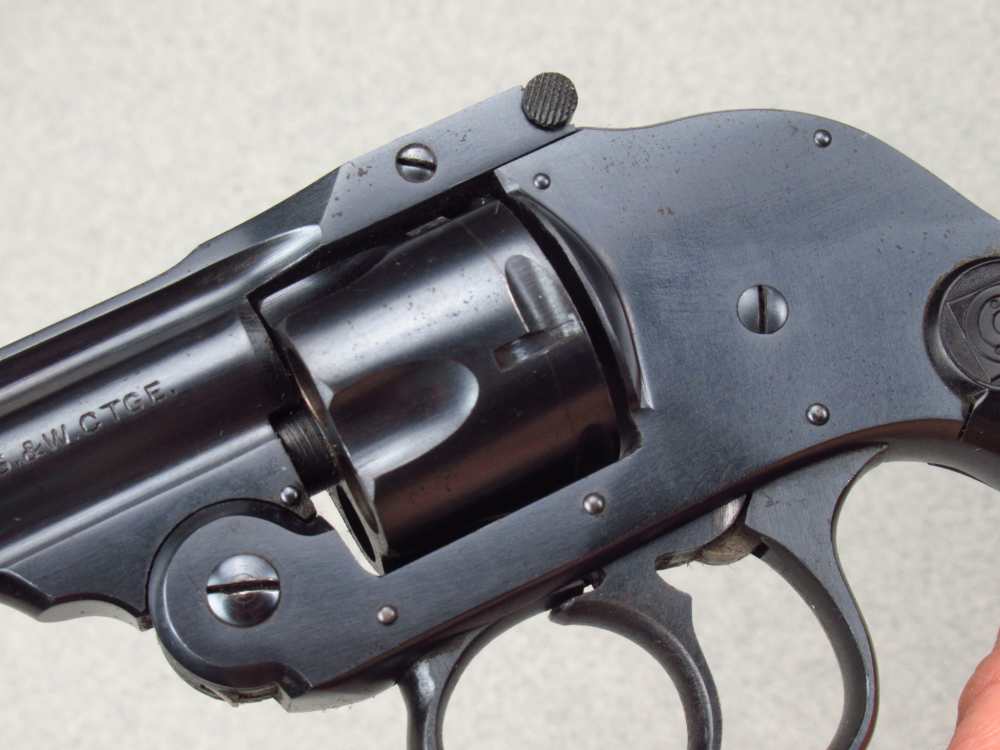 Very nice Blued H&R Hammerless 32S&W Harrington & Richardson 19th S&W-img-12