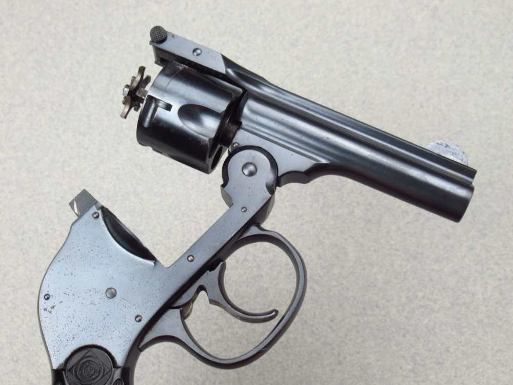 Very nice Blued H&R Hammerless 32S&W Harrington & Richardson 19th S&W-img-41