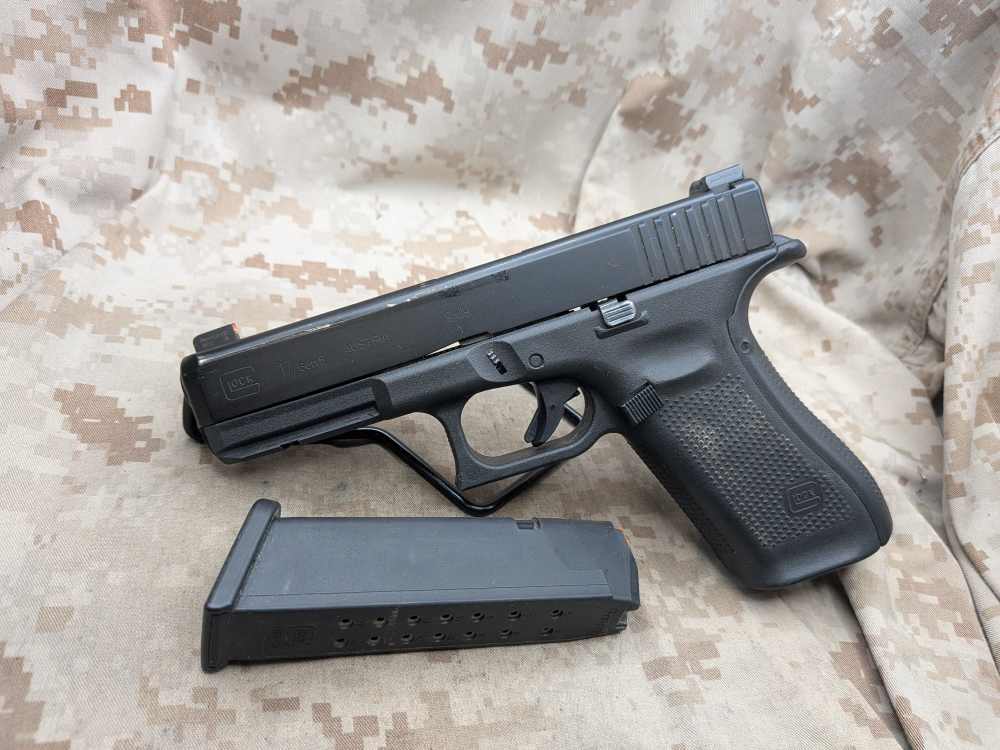 Glock 17 Gen 5 9MM USED Police Trade In G17 Gen5 Ameriglo-img-3