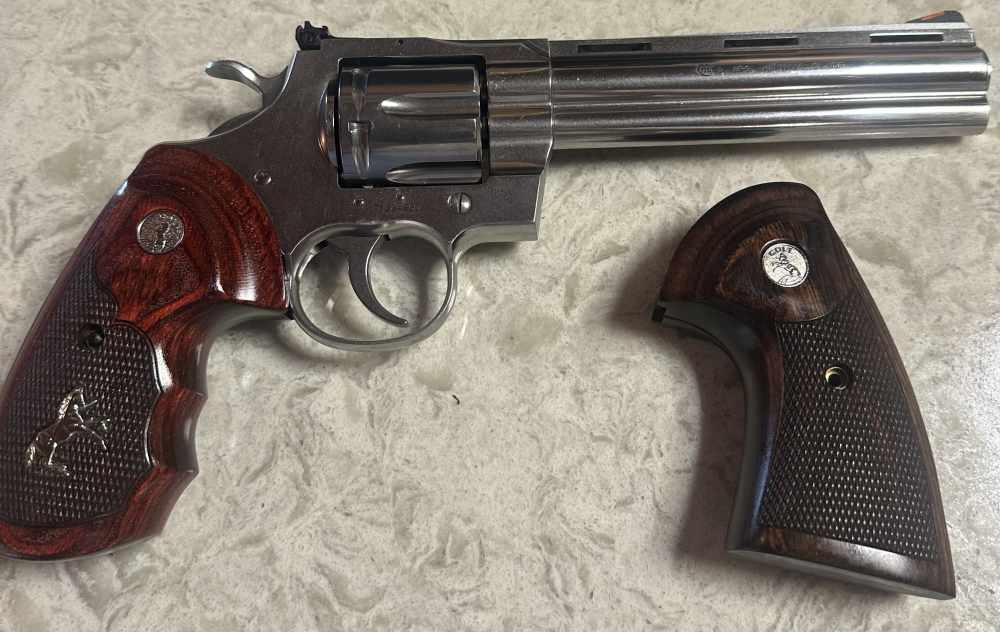 Colt python 2020-img-0