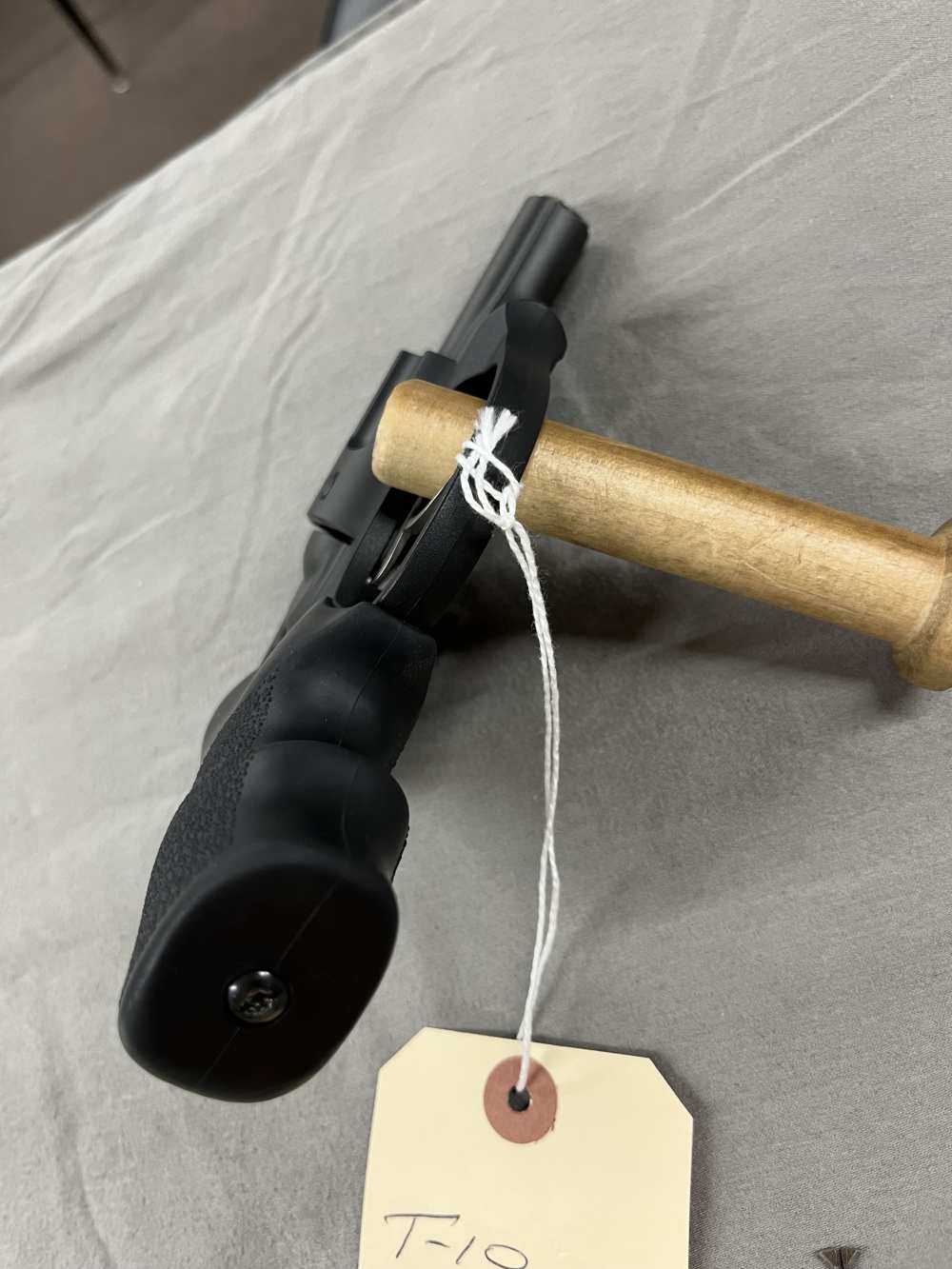 Ruger LCR 9mm with extra 357 Magnum cylinder and crane 95% or better-img-5