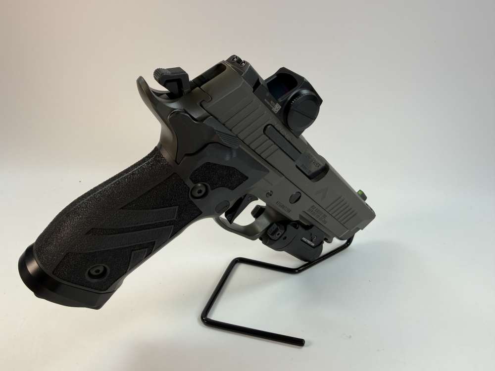 BRAND NEW! Sig Sauer P226 x5 Legion Comes w/ +8 Mags, +RomeoX Red Dot, ETC-img-5