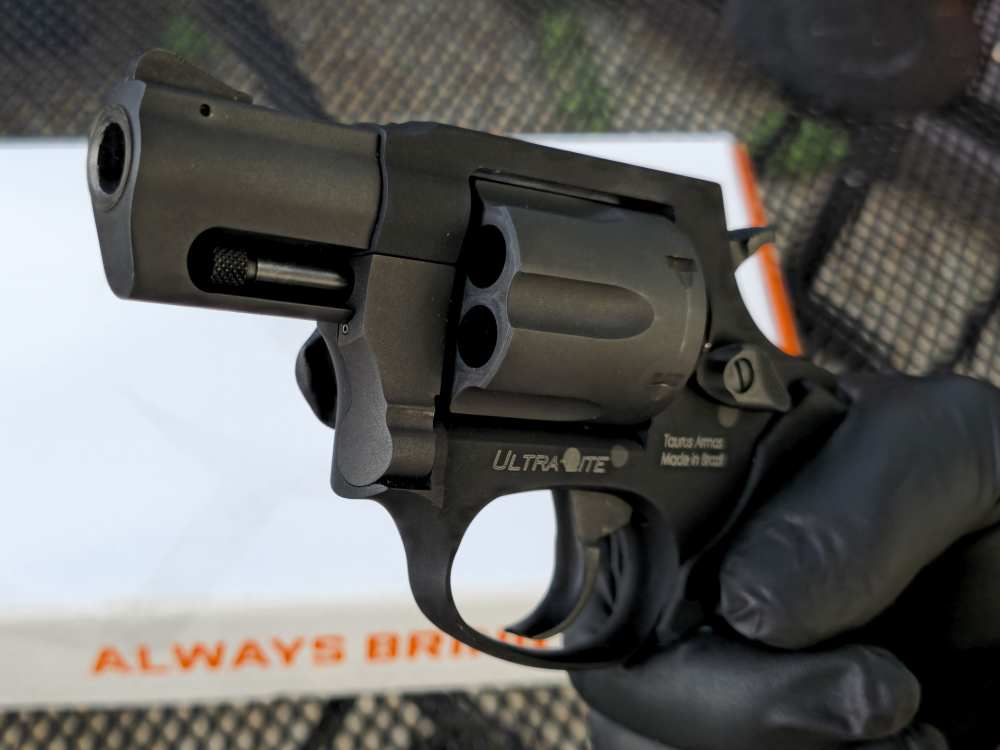 Taurus 856 Ultra-Lite 38 Special 2" + CASE & HOLSTER-img-8