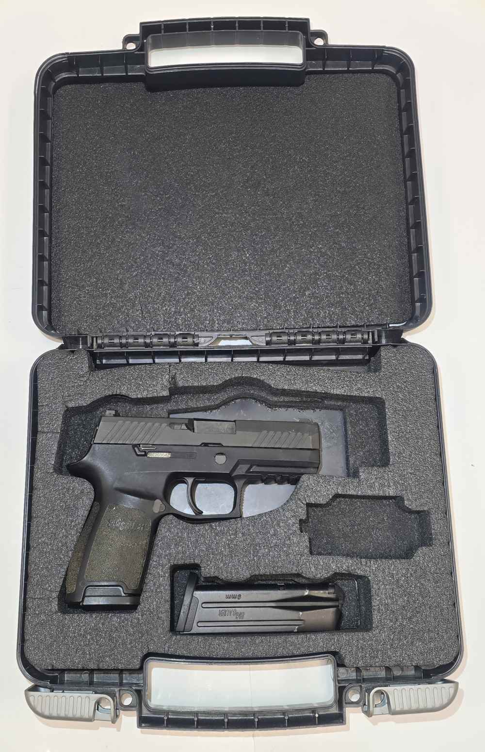 USED Sig Sauer P320 C Compact 3.9" 15-rd 798681505951-img-0
