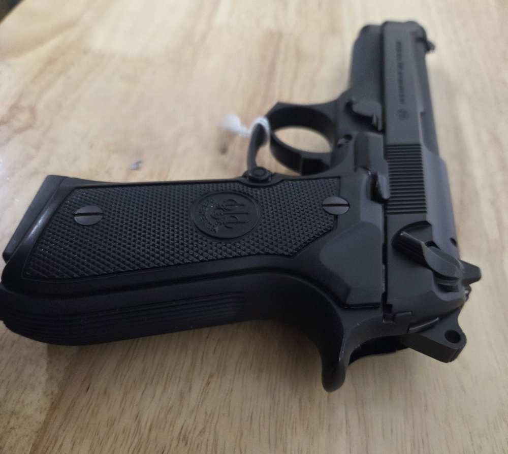 Berretta 92FS -img-2