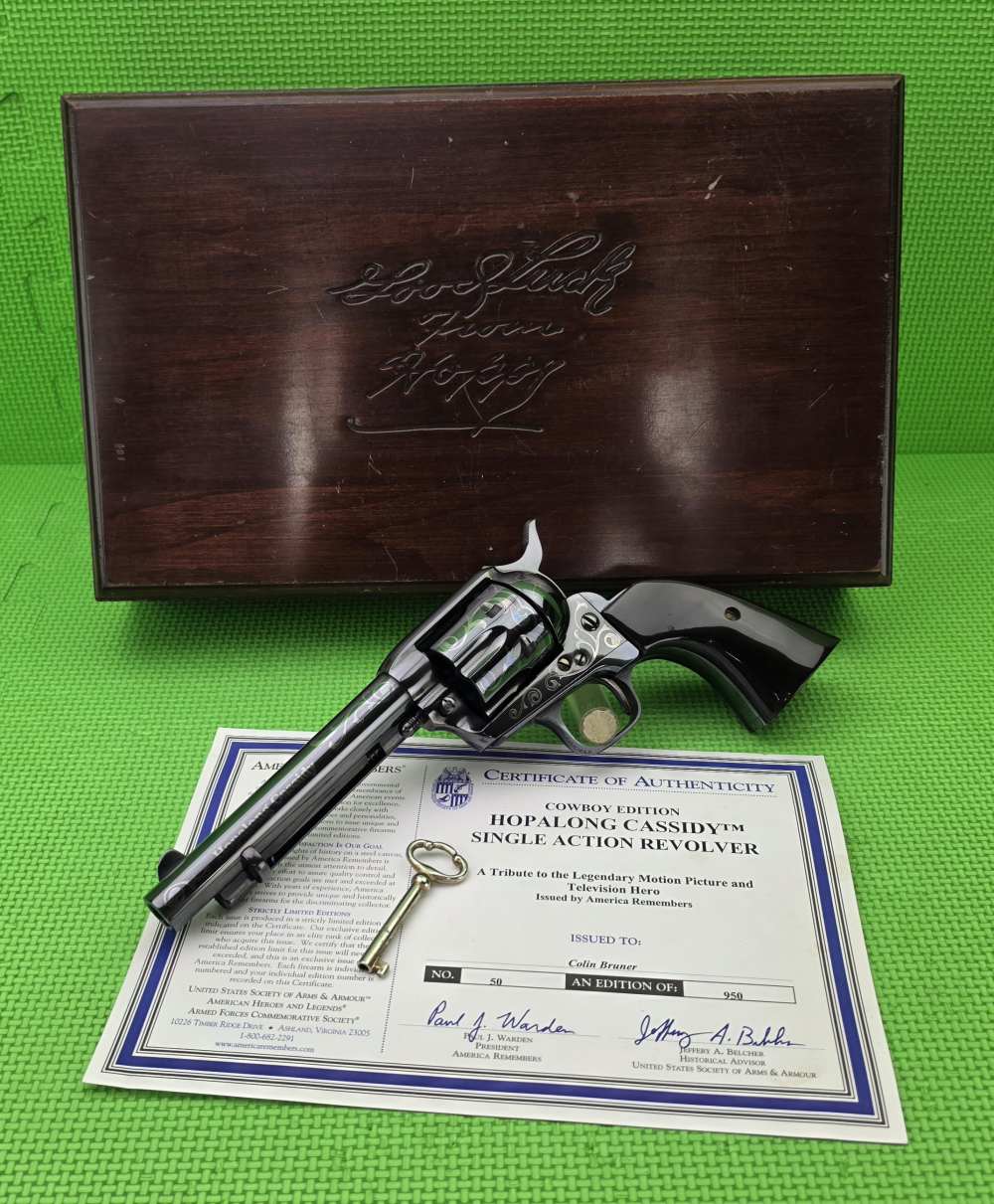AMERICA REMEMBERS UBERTI * HOPALONG CASSIDY 45 COLT SINGLE ACTION 950 MADE -img-6