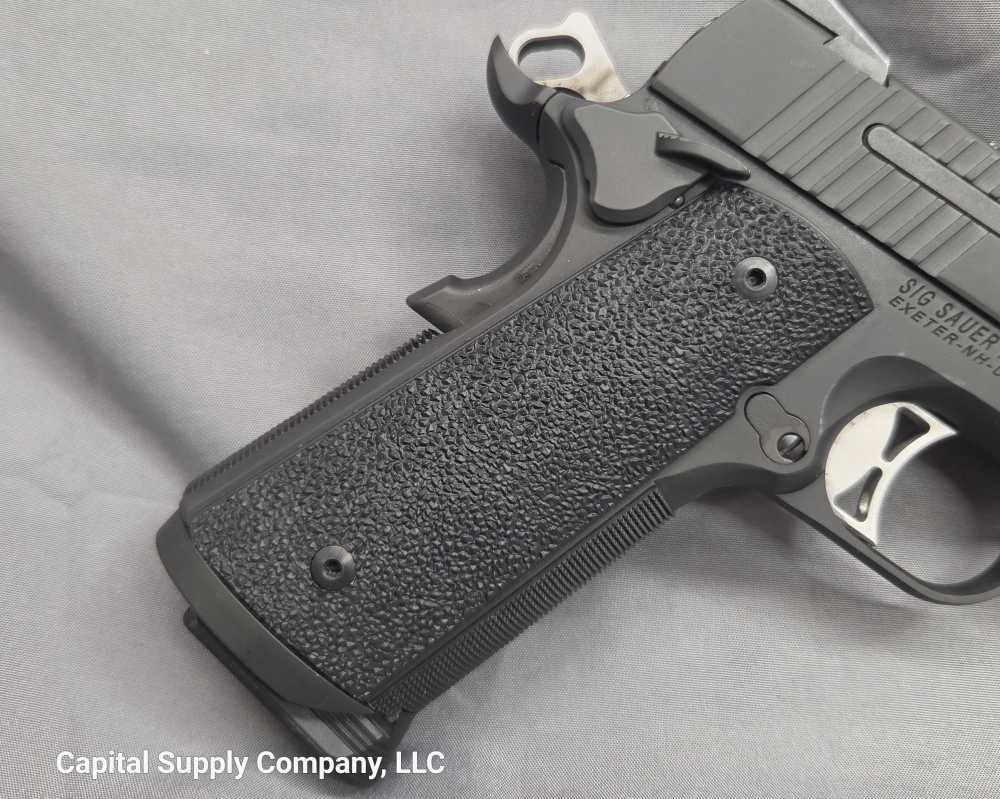 Sig Sauer 1911 Tacops pistol .45 Auto with 6 magazines-img-3