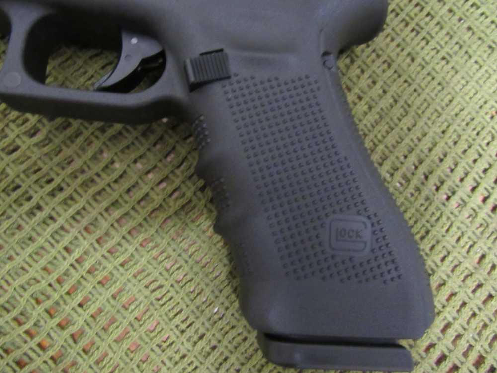 Glock G35 Gen4 .40 S&W Long-Slide, 5.31-Inch Barrel, Fixed Sights-img-5