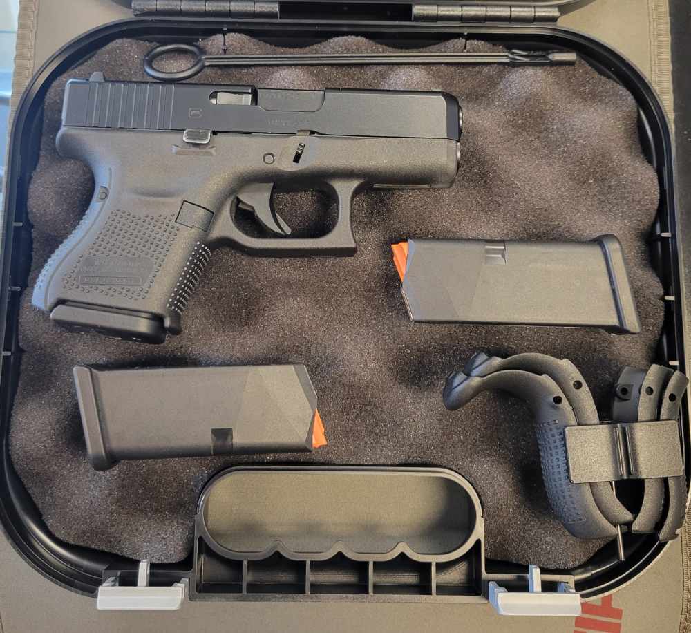 Glock 26 Gen 5 9mm Pistol Oroginal Box & Paperwork Penny start no reserve-img-14