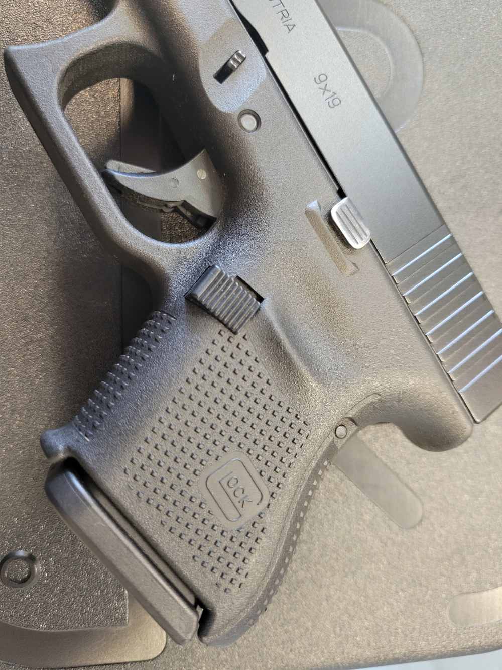 Glock 26 Gen 5 9mm Pistol Oroginal Box & Paperwork Penny start no reserve-img-5