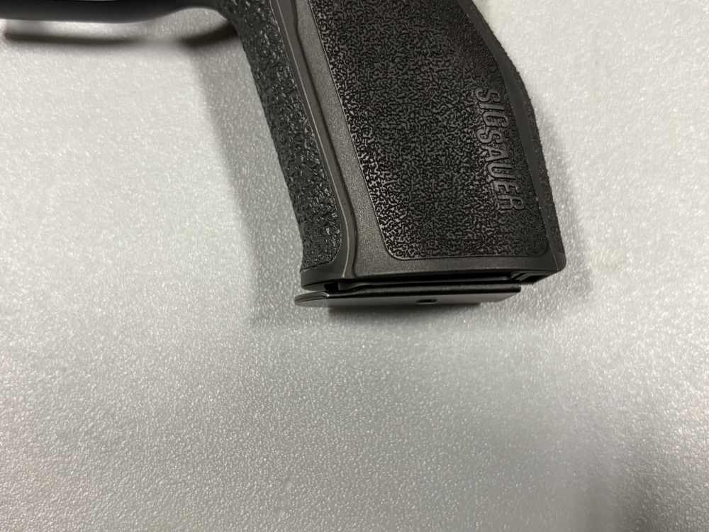 Sig Sauer P226 9mm 4.4" Barrel 15+1 Used-img-3