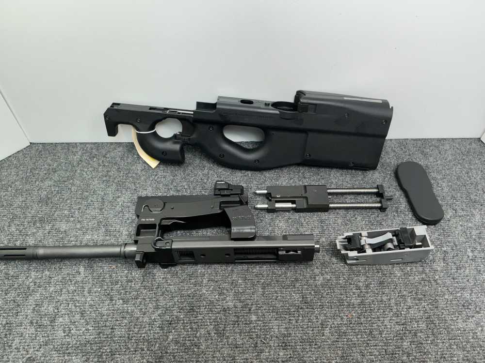 Used FNH PS90 5.7x26mm with 4 Magazines *PENNY*-img-17