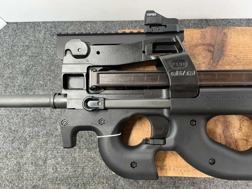 Used FNH PS90 5.7x26mm with 4 Magazines *PENNY*-img-10