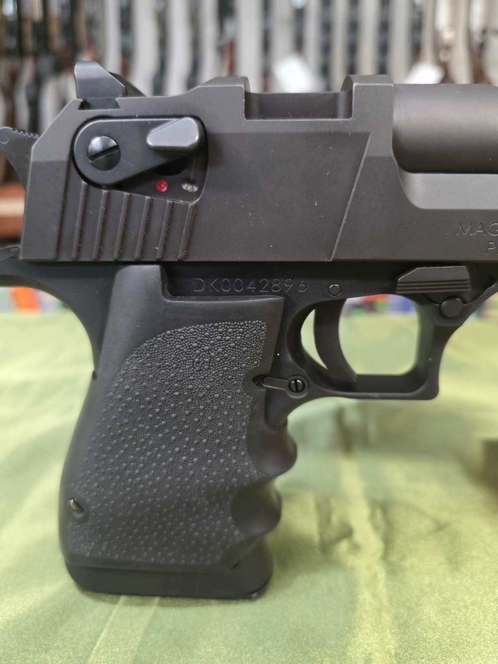 Magnum Research Desert Eagle L5 DE357L5IMB-img-10