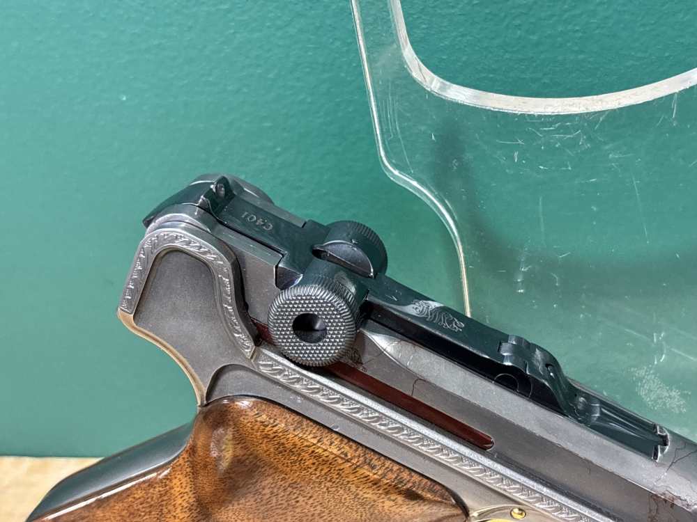 DWM P08 Engraved Luger Iron Cross Edition 9mm Limited Run -img-9