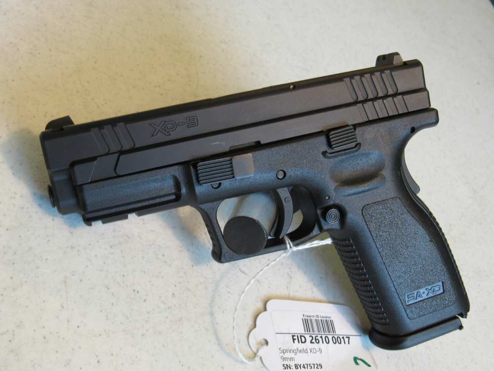 Springfield Armory XD-9 w/4"Brl 9mm $.01 Start No Reserve-img-0