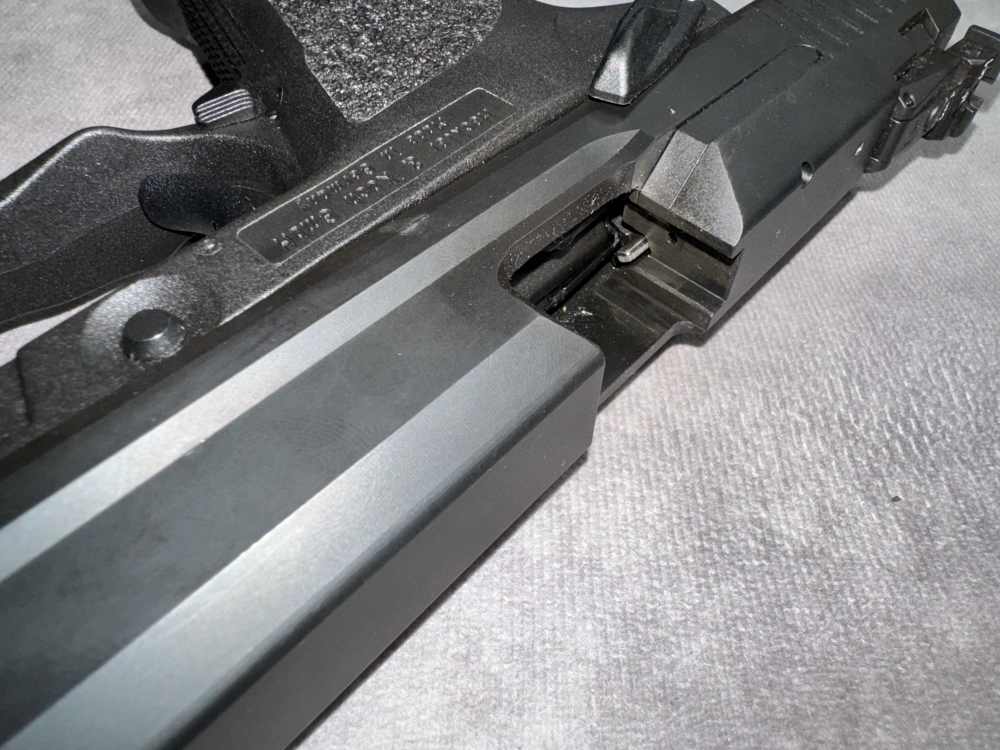 USED! HECKLER & KOCH USP EXPERT 9MM NO JET FUNNEL BOX 2 MAGS -img-21