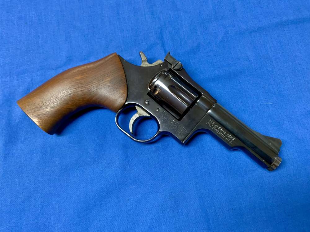 Dan Wesson W-12 4” Recessed 357Mag Blued 1970-71 mfg Used Clean -img-1